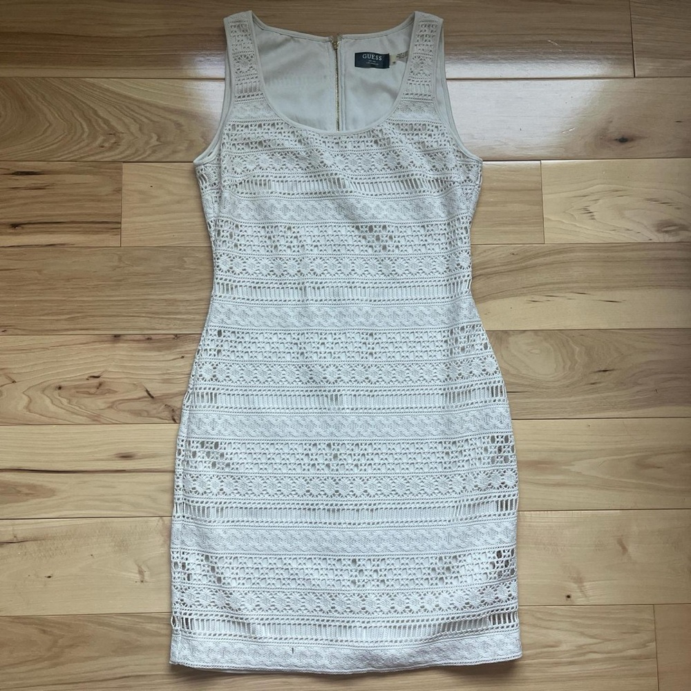 Guess White Sheath Mini Dress Scoop Neck Sleeveless